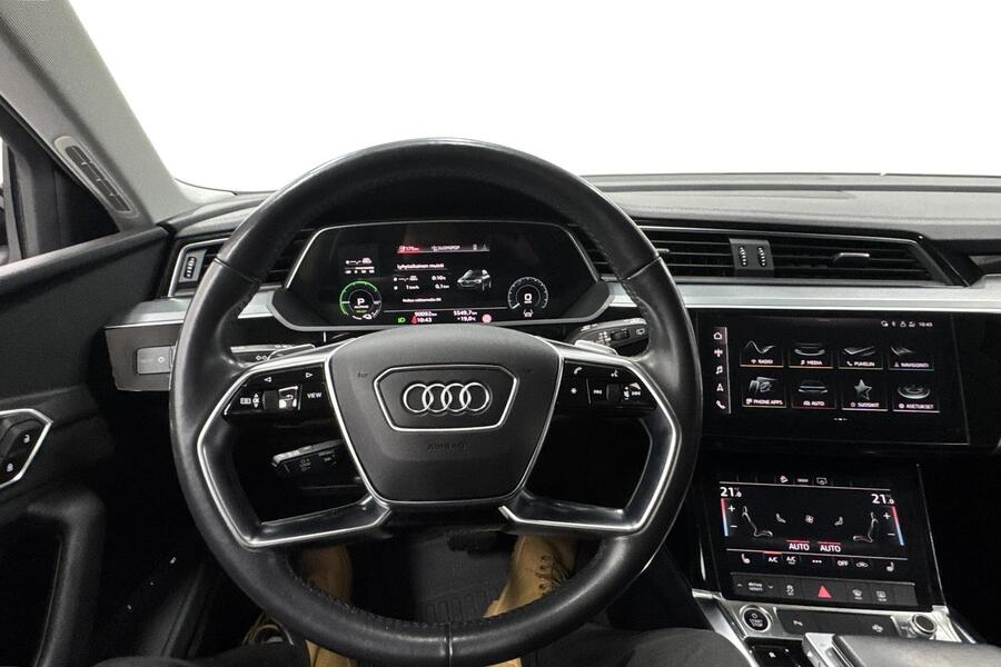 Audi e-tron vaihtoauto