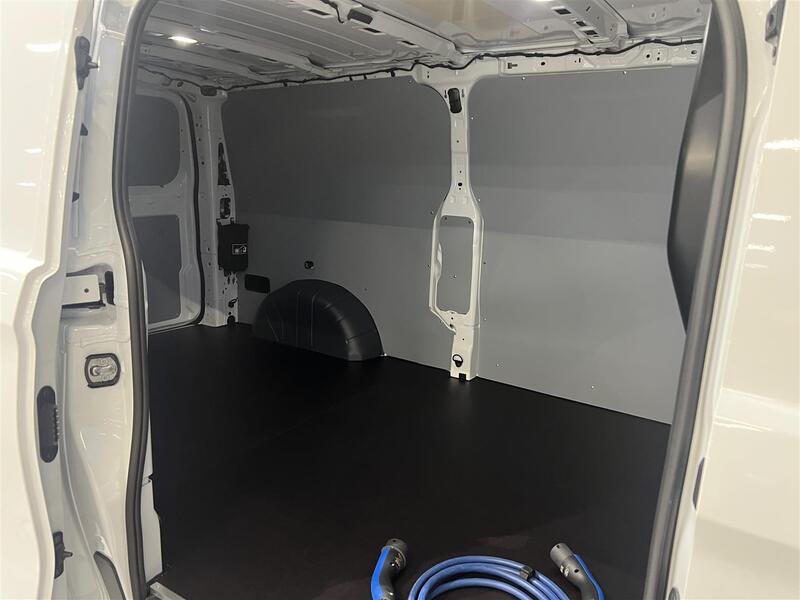 Ford Transit Custom vaihtoauto