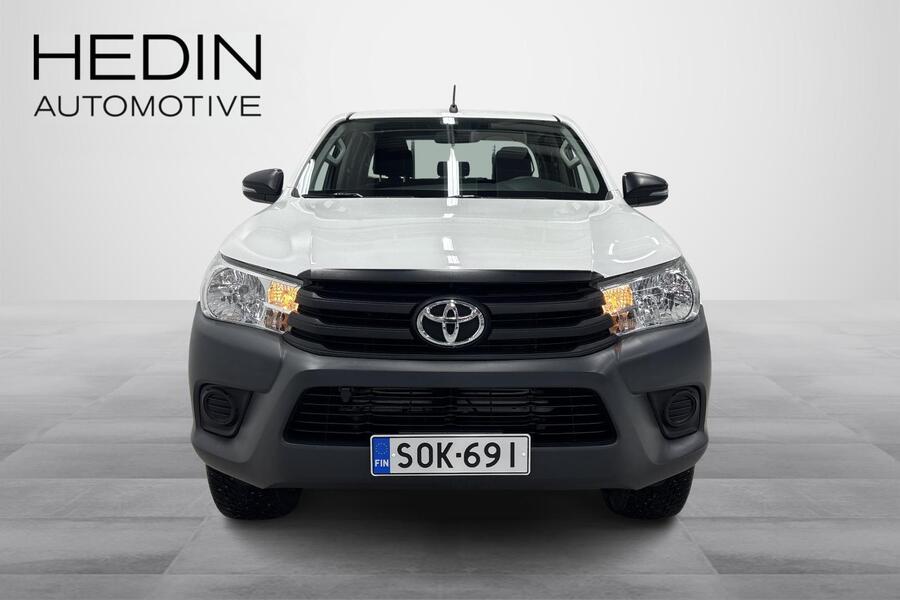 Toyota Hilux vaihtoauto
