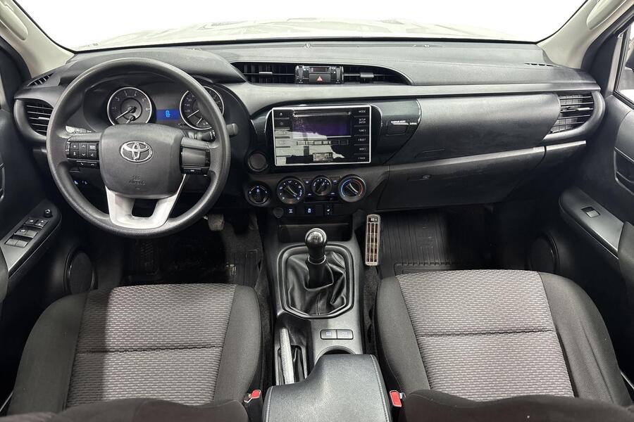 Toyota Hilux vaihtoauto