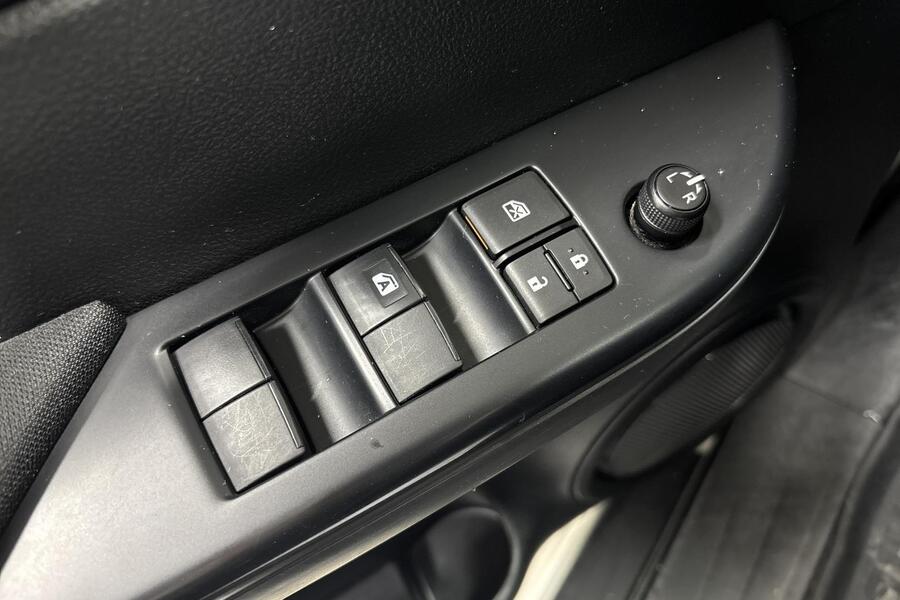 Toyota Hilux vaihtoauto