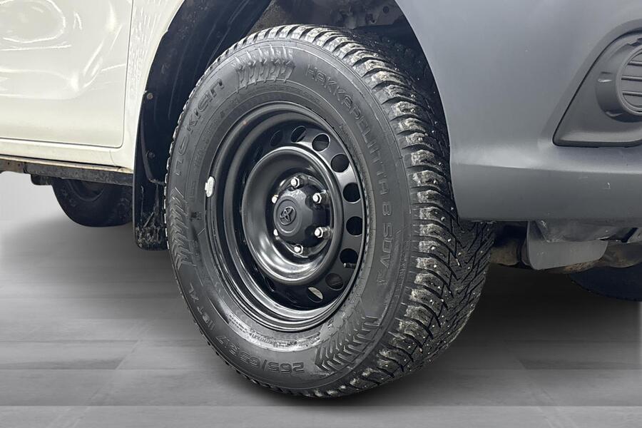 Toyota Hilux vaihtoauto