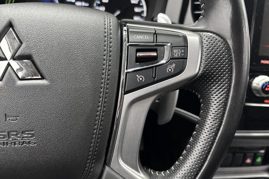 Mitsubishi Outlander PHEV vaihtoauto