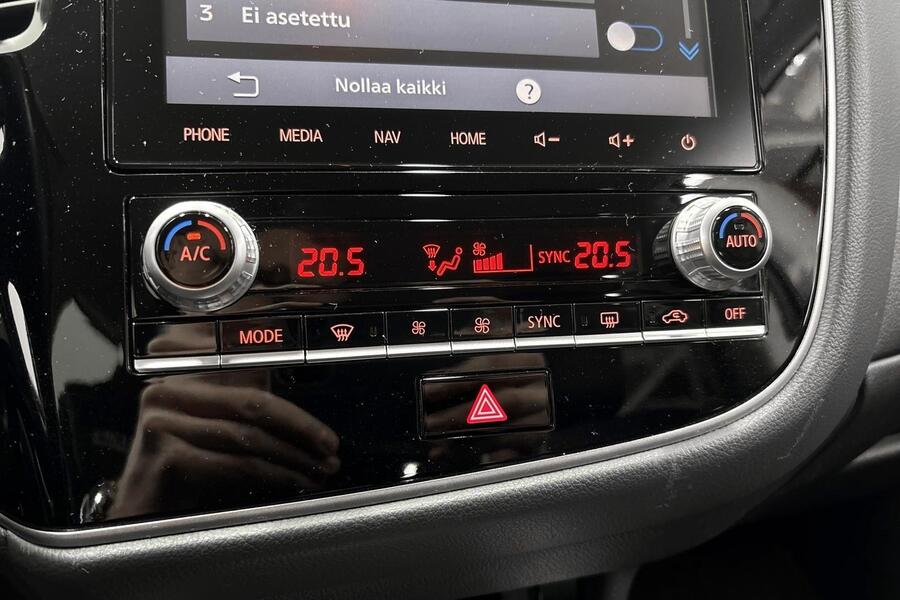 Mitsubishi Outlander PHEV vaihtoauto