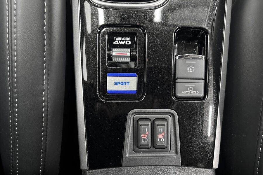 Mitsubishi Outlander PHEV vaihtoauto