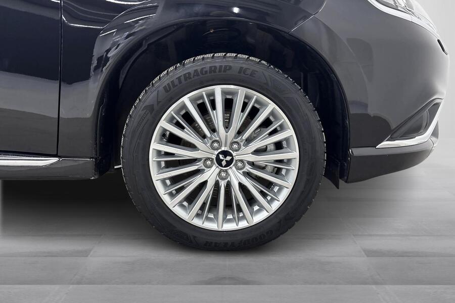 Mitsubishi Outlander PHEV vaihtoauto