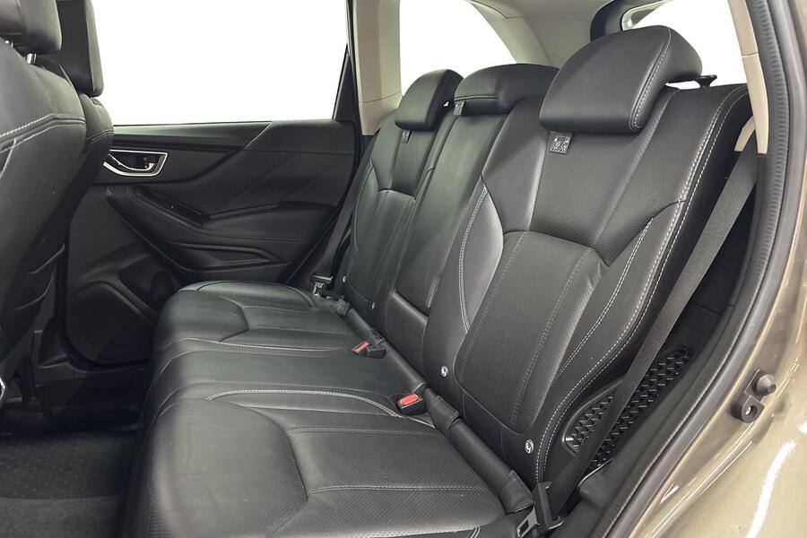 Subaru Forester vaihtoauto