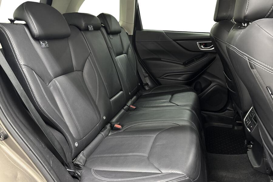 Subaru Forester vaihtoauto