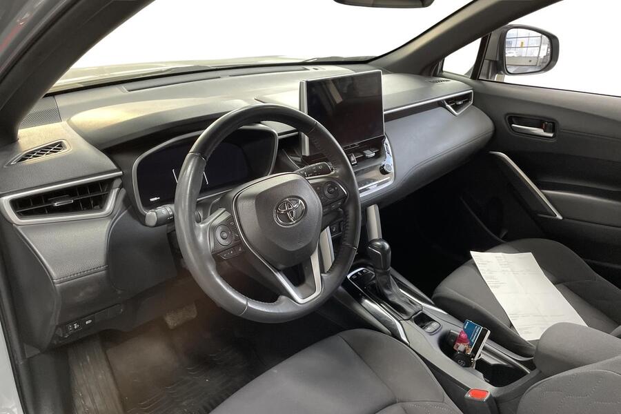 Toyota Corolla Cross vaihtoauto