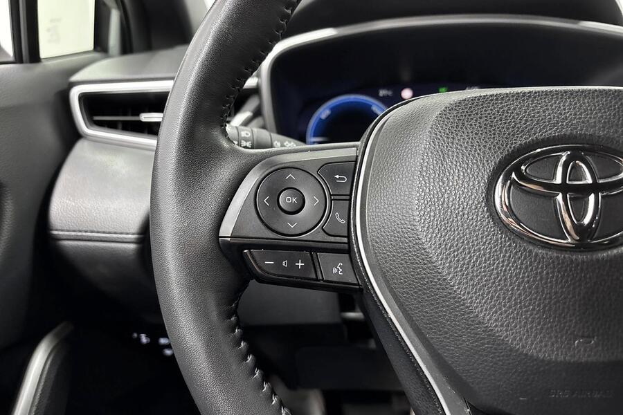 Toyota Corolla Cross vaihtoauto