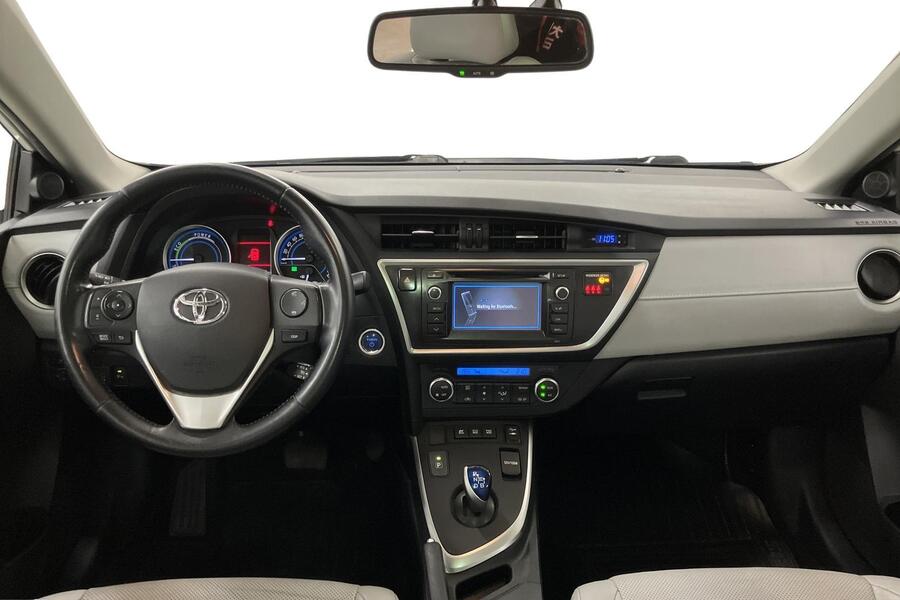 Toyota Auris vaihtoauto