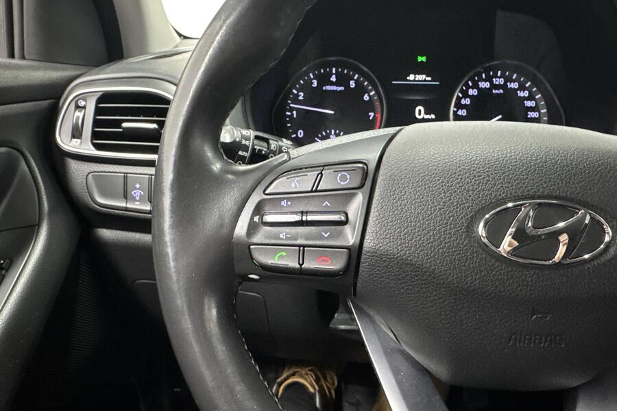 Hyundai i30 5d vaihtoauto