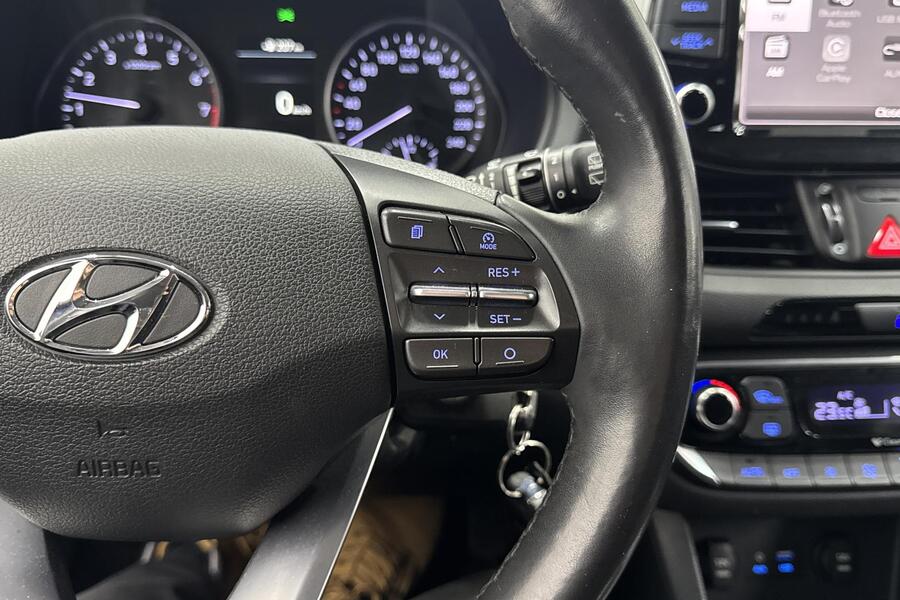 Hyundai i30 5d vaihtoauto