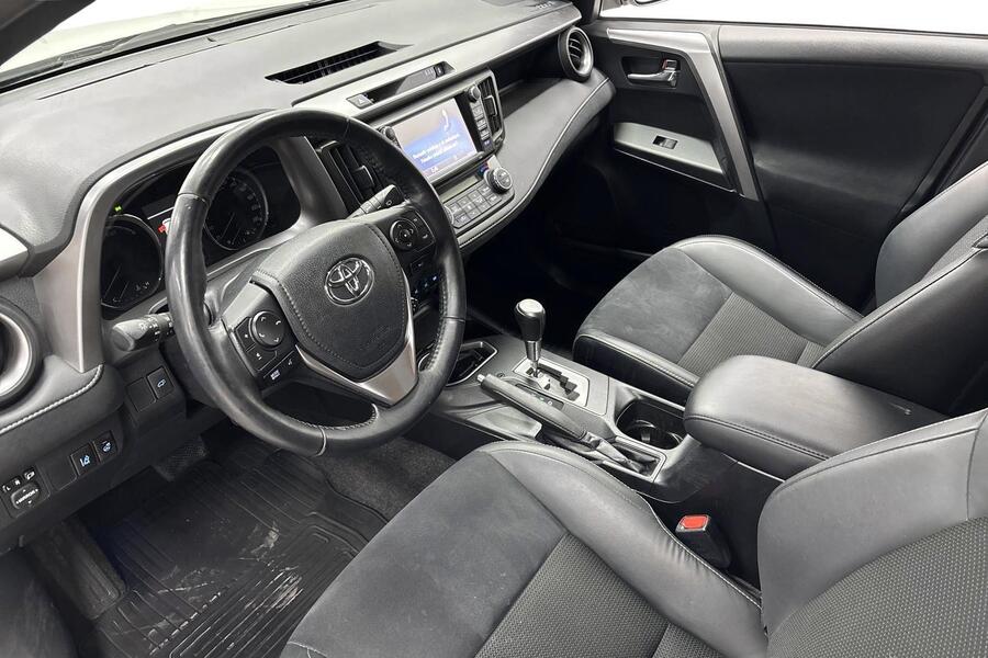 Toyota RAV4 vaihtoauto