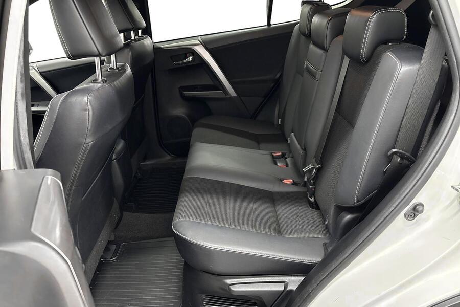 Toyota RAV4 vaihtoauto