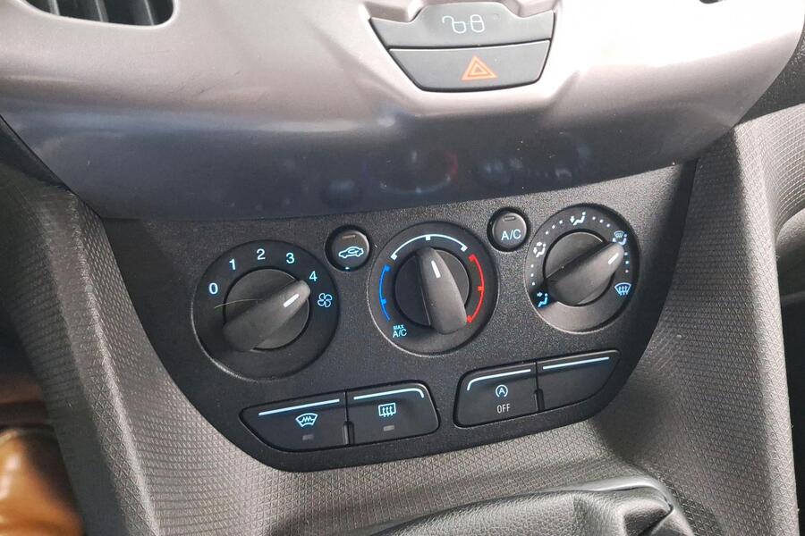 Ford Transit Connect vaihtoauto