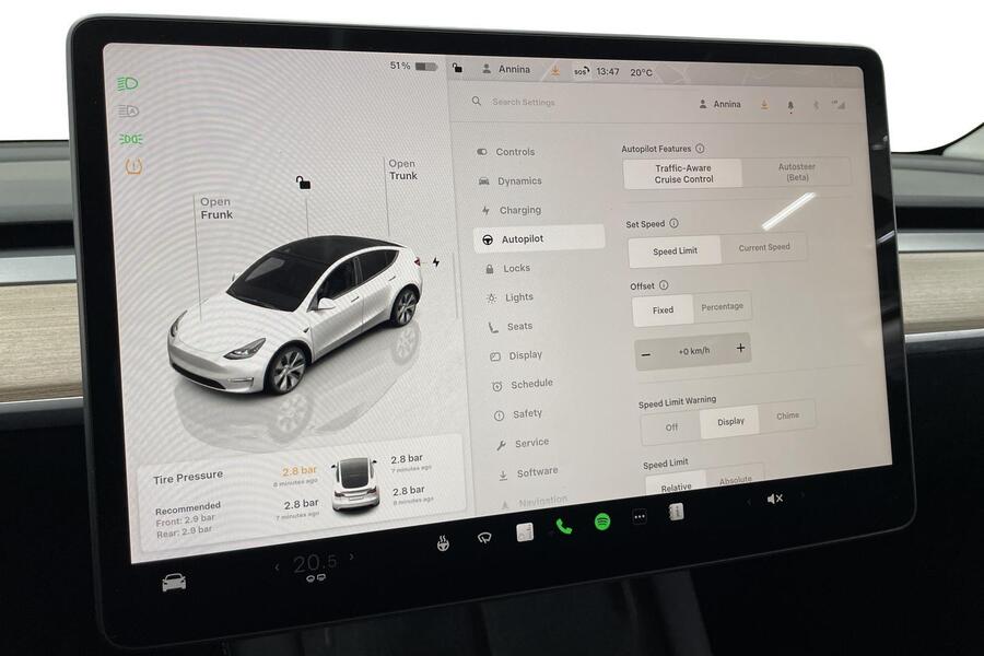 Tesla Model Y vaihtoauto