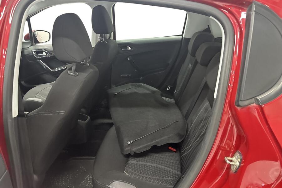 Peugeot 208 vaihtoauto