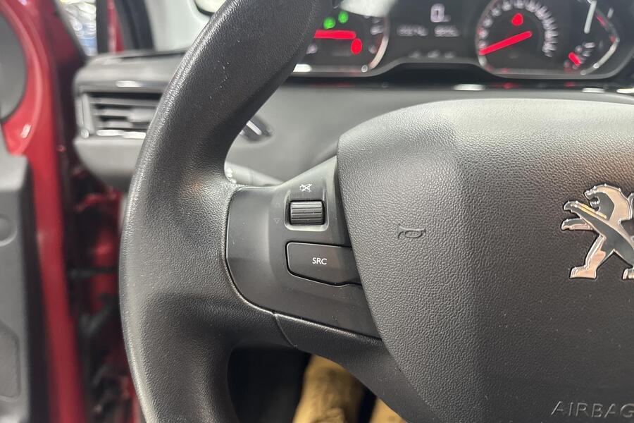 Peugeot 208 vaihtoauto