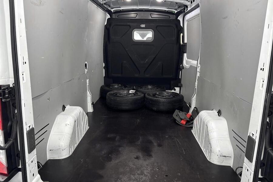 Ford Transit vaihtoauto