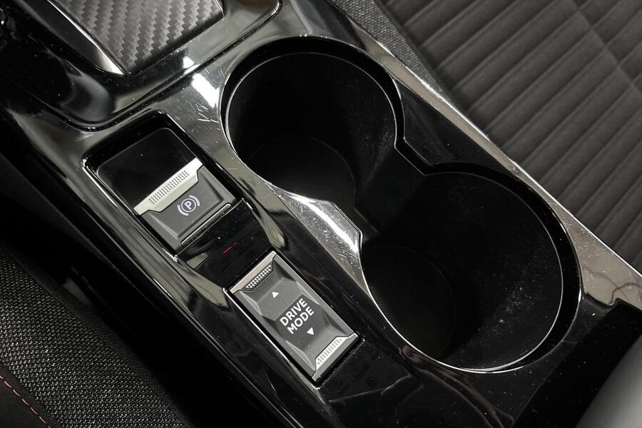 Peugeot e-2008 vaihtoauto