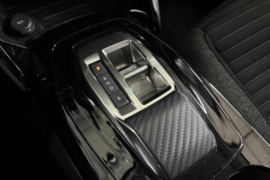 Peugeot e-2008 vaihtoauto