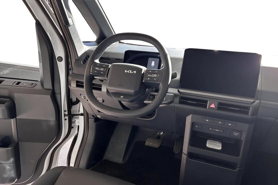 Kia PV5 vaihtoauto