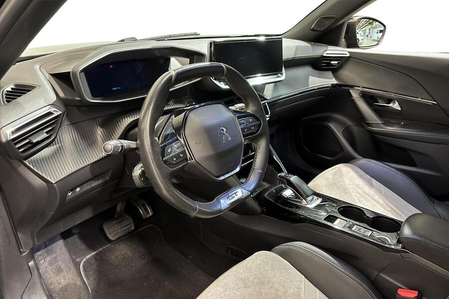 Peugeot e-2008 vaihtoauto