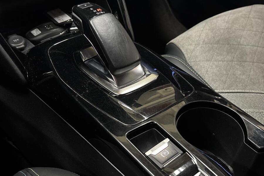 Peugeot e-2008 vaihtoauto