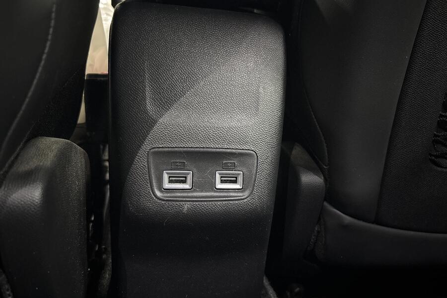 Peugeot e-2008 vaihtoauto