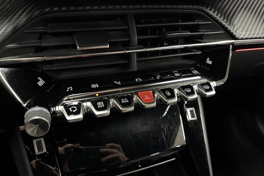 Peugeot e-2008 vaihtoauto