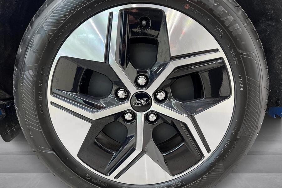 Ford Puma Gen-E vaihtoauto