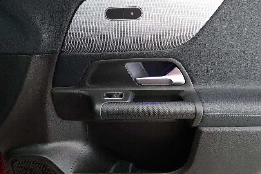 Mercedes-Benz GLB vaihtoauto