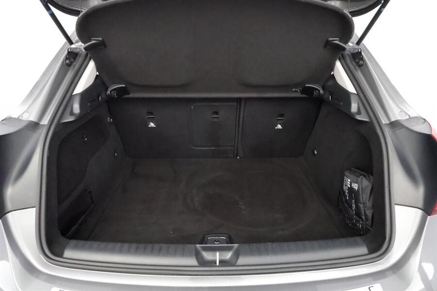 Mercedes-Benz GLA vaihtoauto