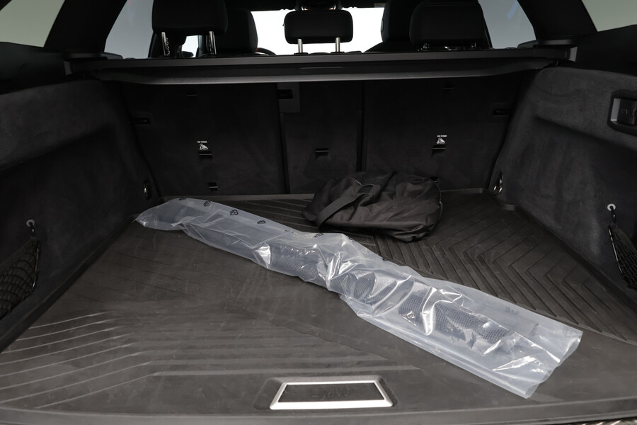 BMW i5 M60 vaihtoauto