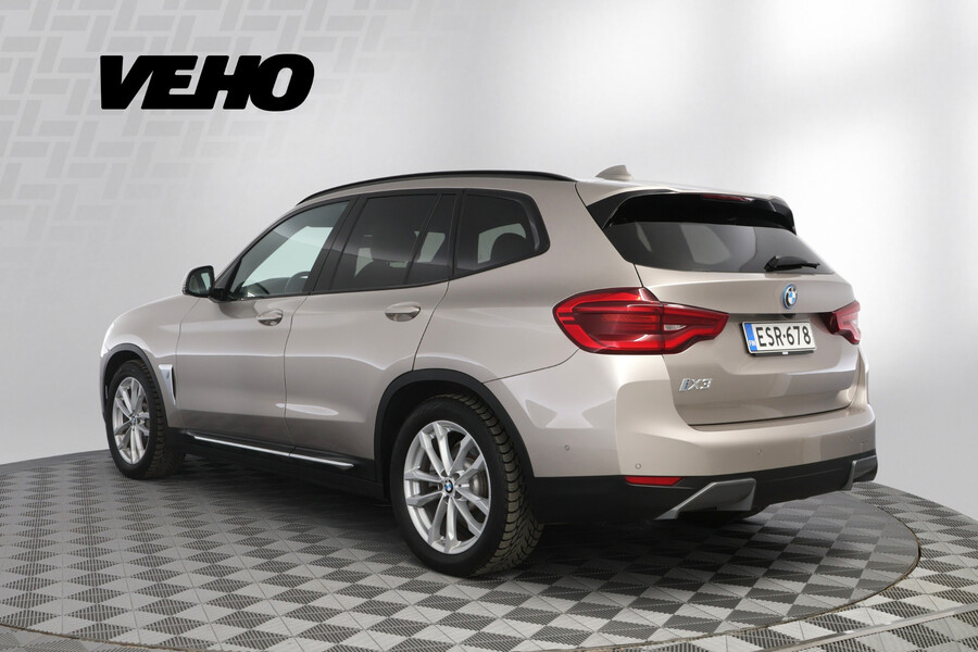 BMW iX3 vaihtoauto