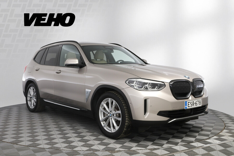BMW iX3 vaihtoauto