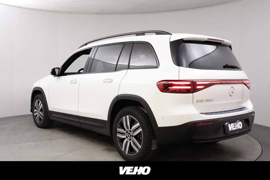 Mercedes-Benz EQB vaihtoauto