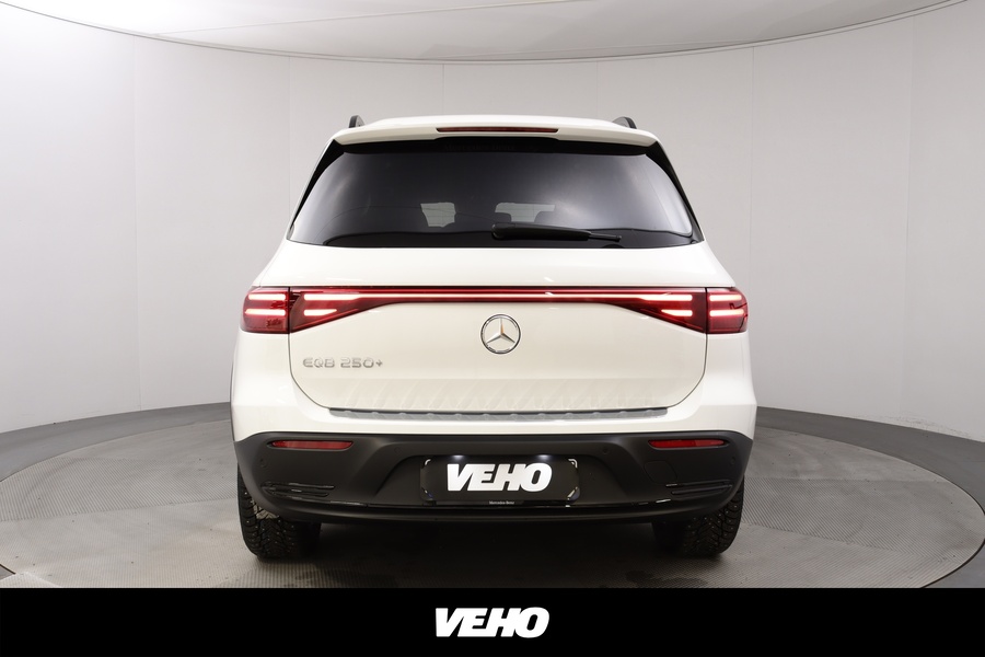 Mercedes-Benz EQB vaihtoauto