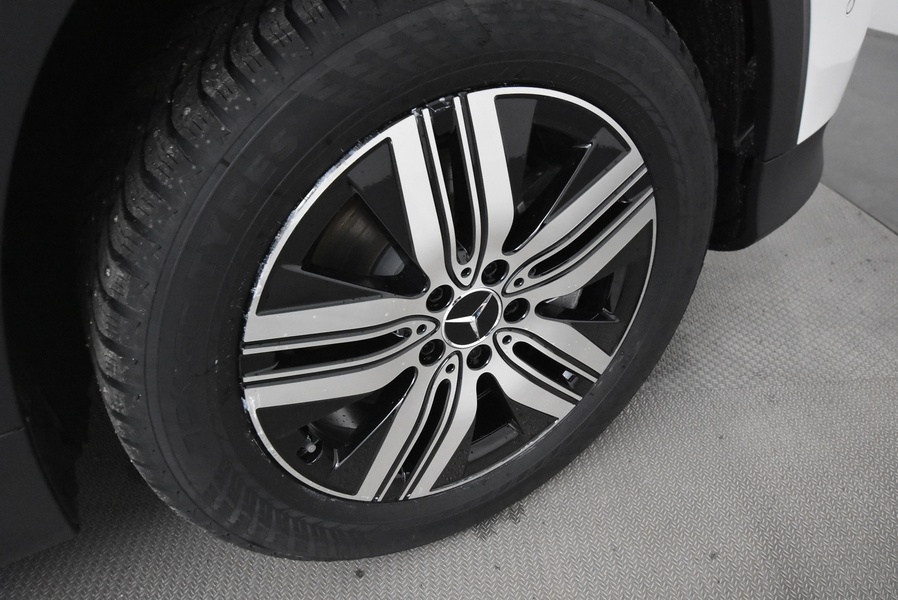 Mercedes-Benz EQB vaihtoauto