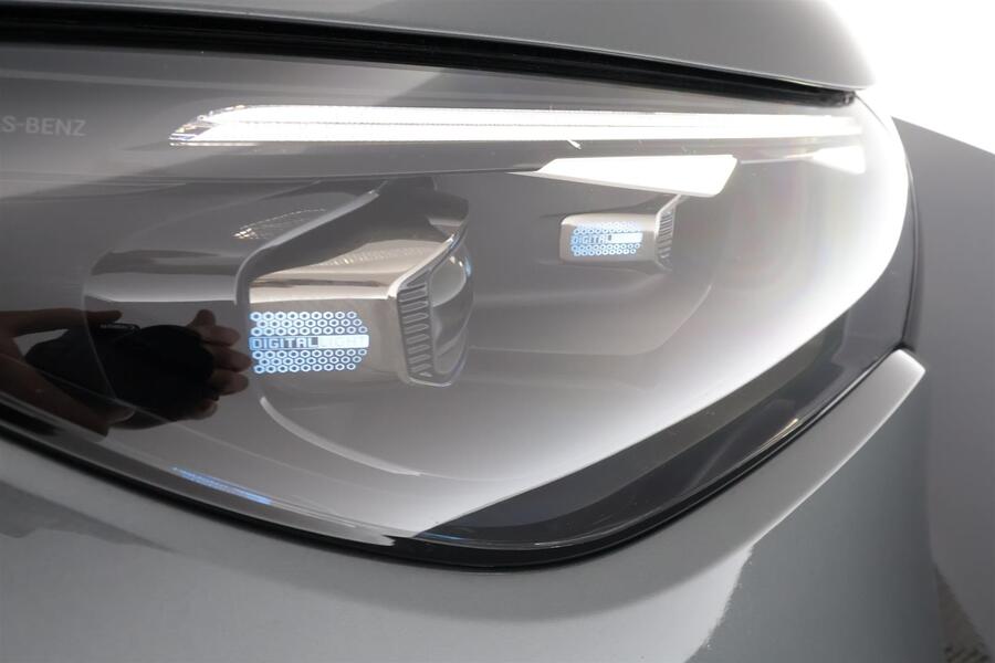 Mercedes-Benz EQE vaihtoauto