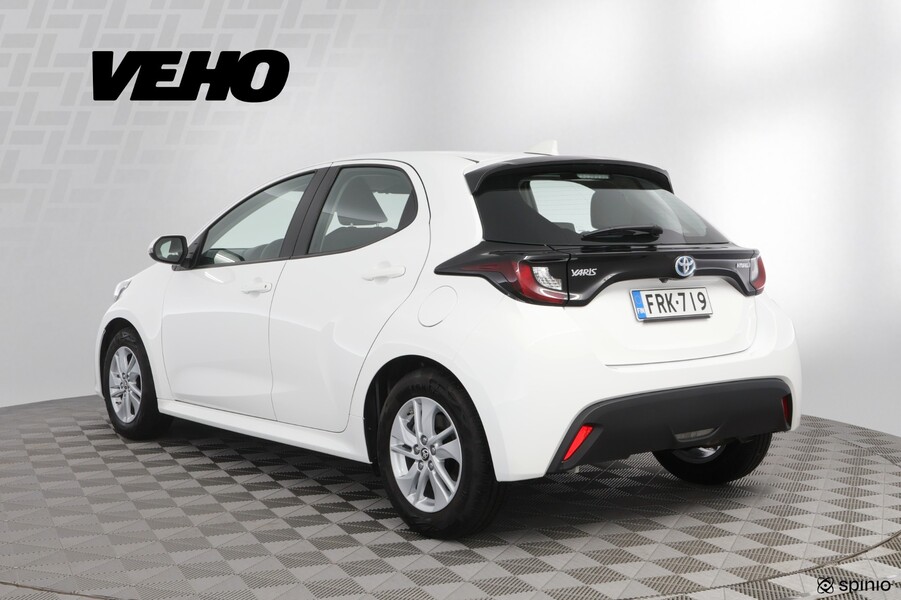 Toyota Yaris vaihtoauto