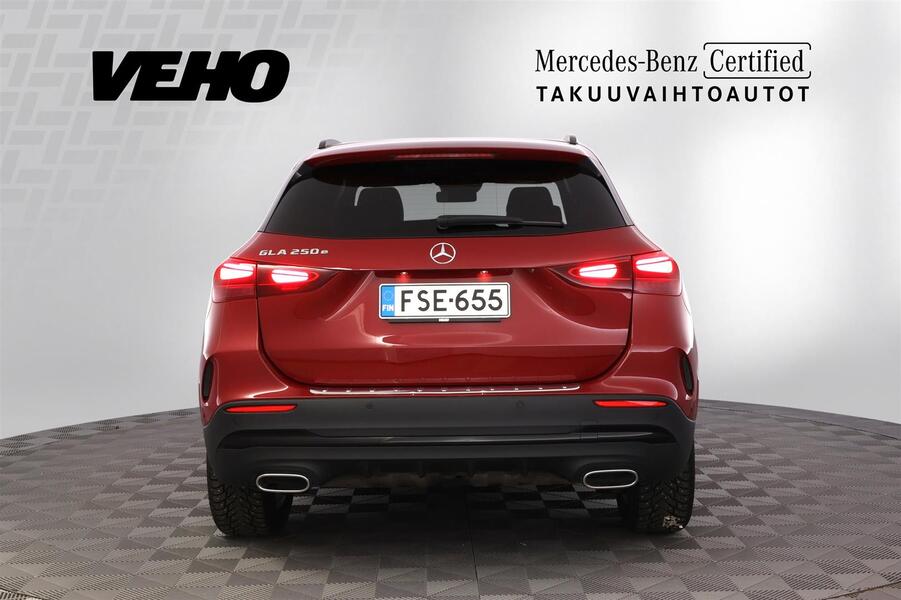 Mercedes-Benz GLA vaihtoauto