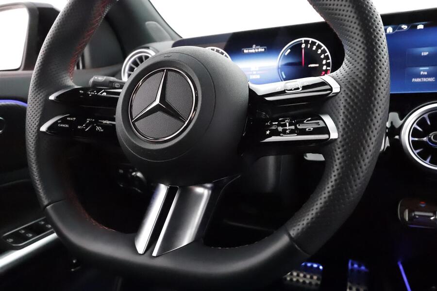 Mercedes-Benz GLA vaihtoauto