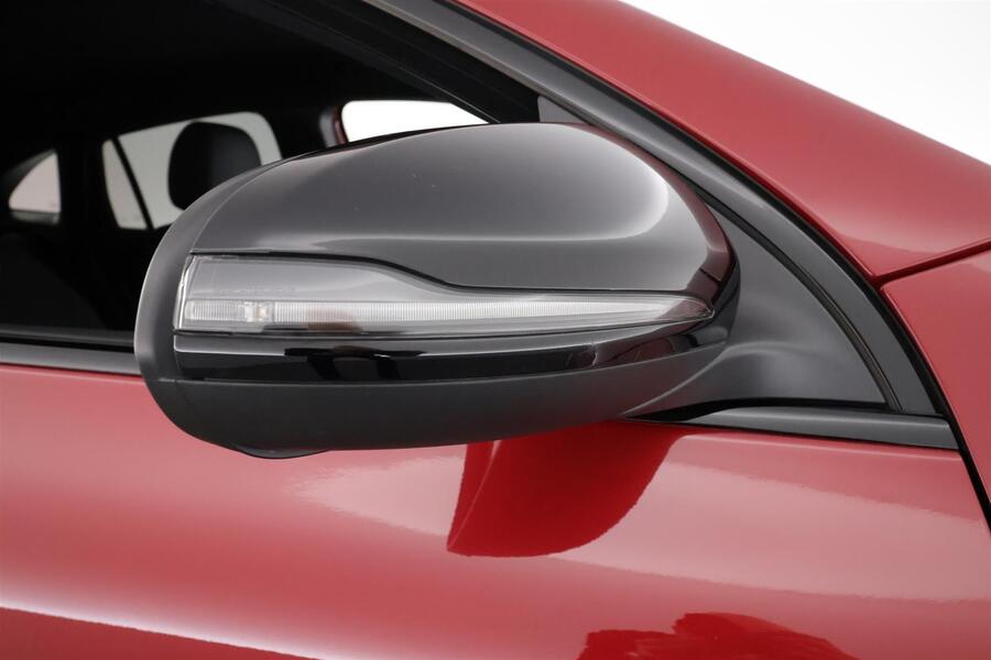 Mercedes-Benz GLA vaihtoauto