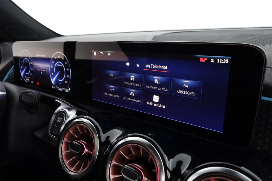 Mercedes-Benz EQB vaihtoauto