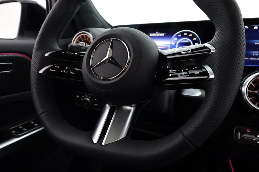 Mercedes-Benz EQB vaihtoauto