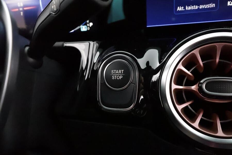 Mercedes-Benz EQA vaihtoauto