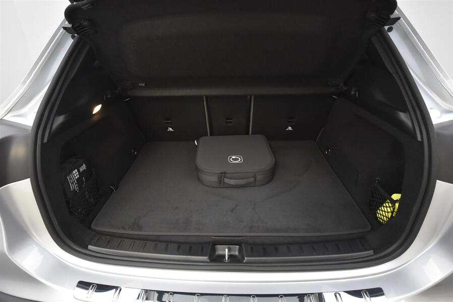 Mercedes-Benz EQA vaihtoauto