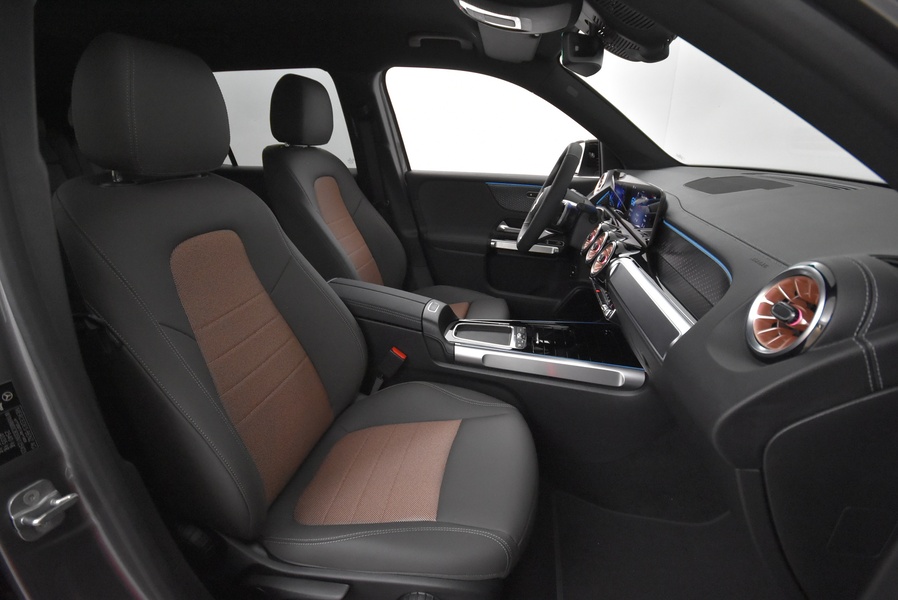 Mercedes-Benz EQB vaihtoauto